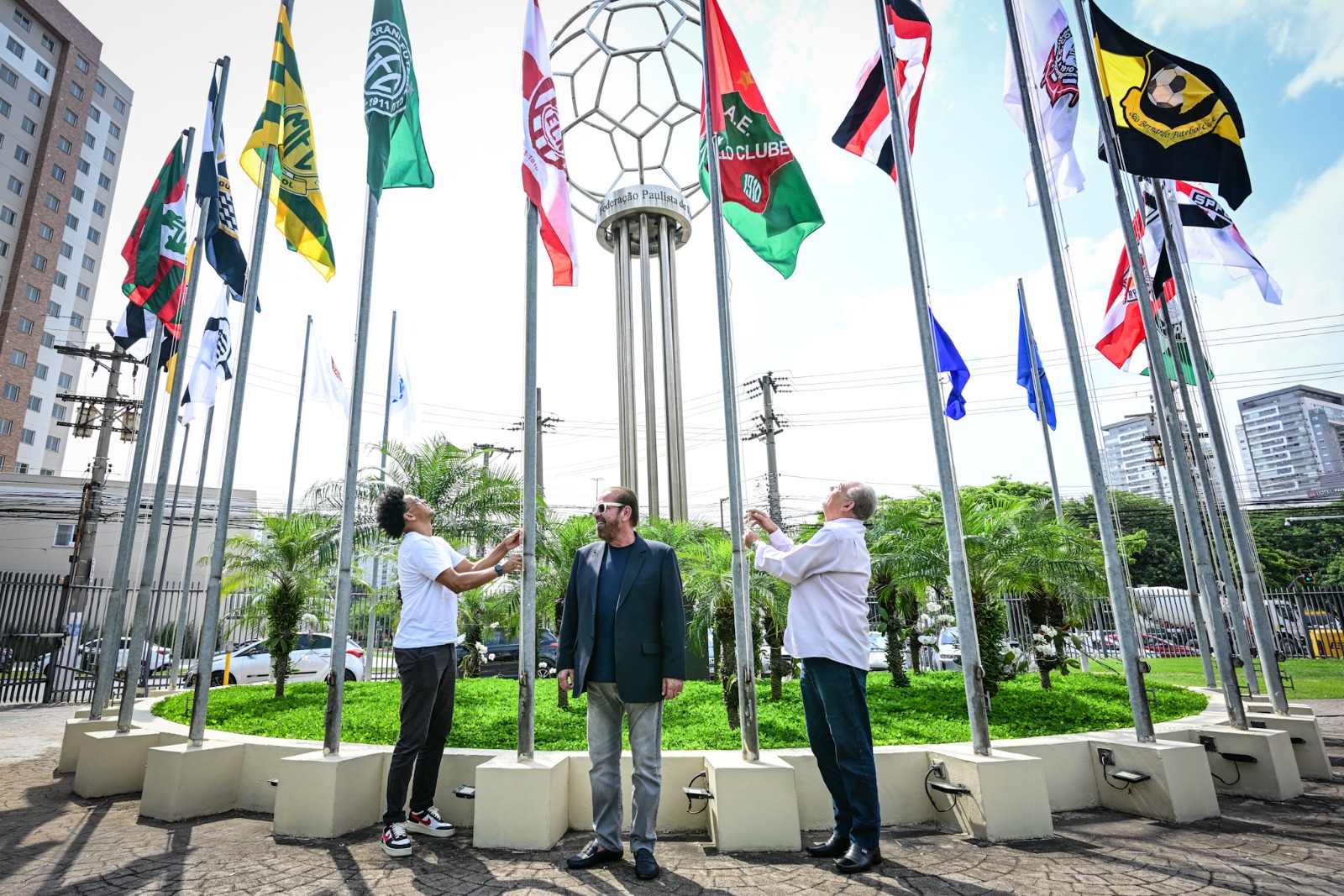 BANDEIRA DO NOROESTE NO TOPO