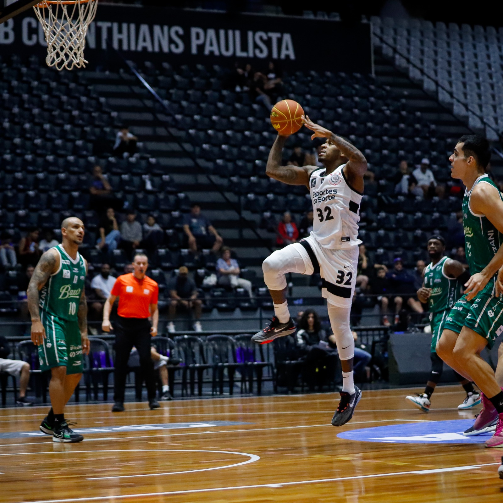Bauru Basket sofre derrota para o Corinthians pelo NBB Caixa