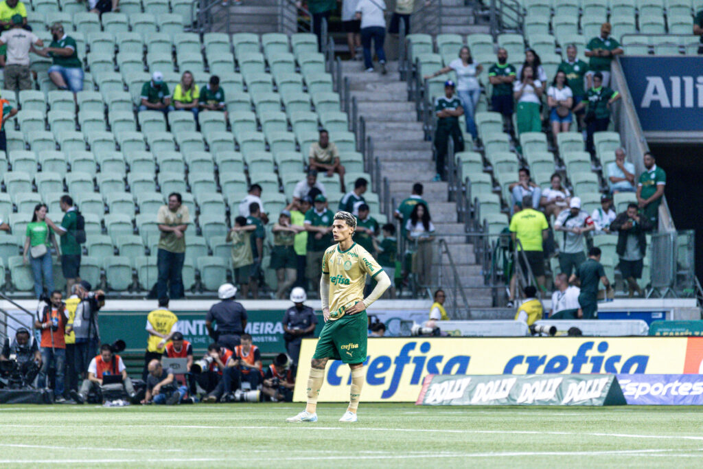 Fluminense garantiu uma vitória crucial por 1 a 0 contra o Palmeiras em 8 de dezembro de 2024