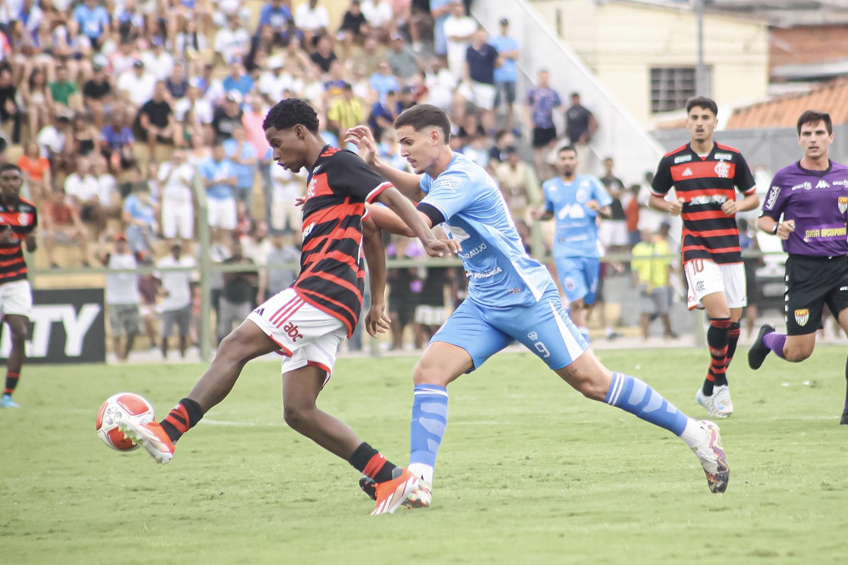 FLAMENGO GANHA DE GOLEADA NA ESTREIA DA COPA SAO PAULO DE FUTEBOL JUNIOR 2025