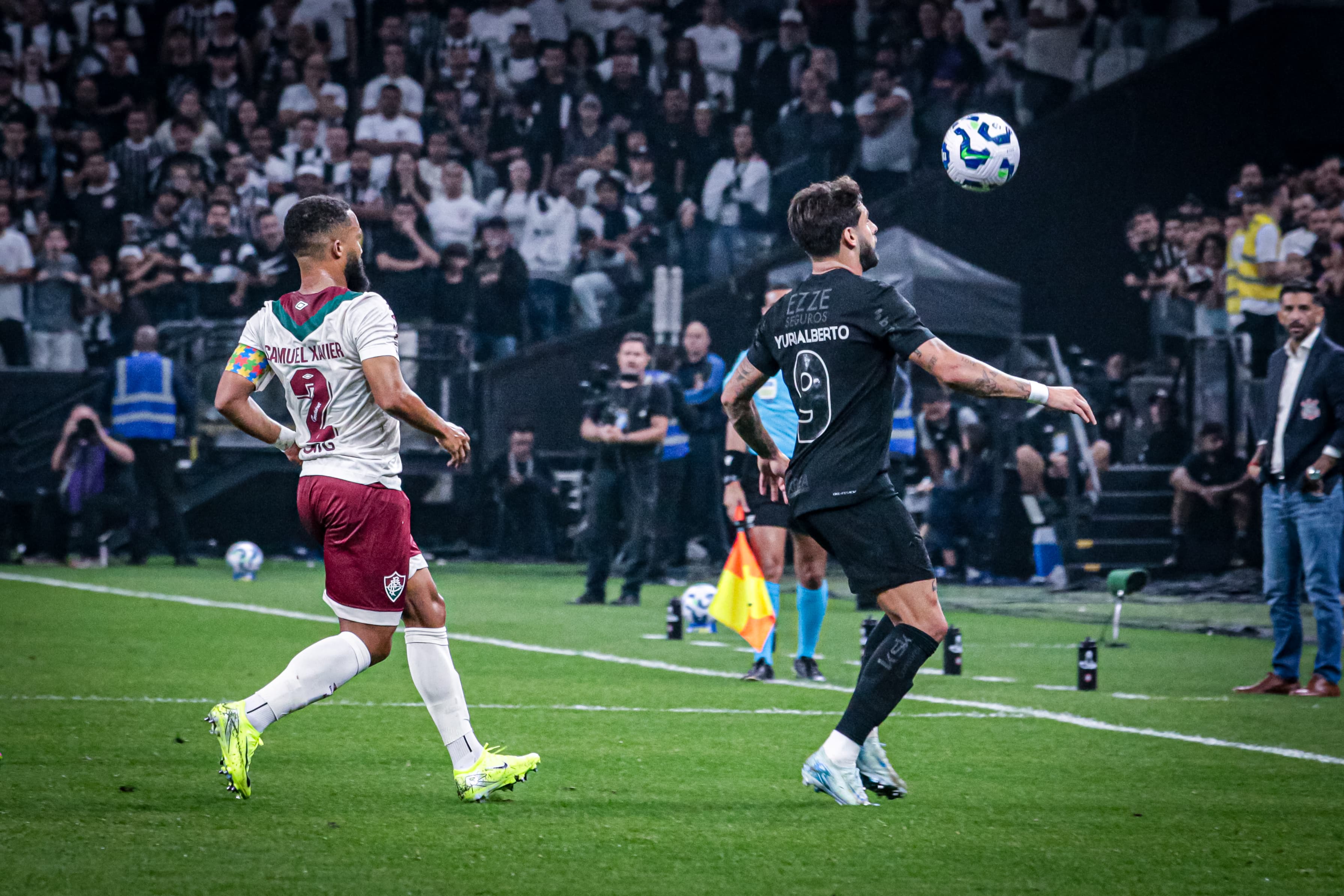 FLUMINENSE GANHA DO CORINTHIANS POR 2X0 NA NEO QUIMICA ARENA VITORIA IMPORTANTE