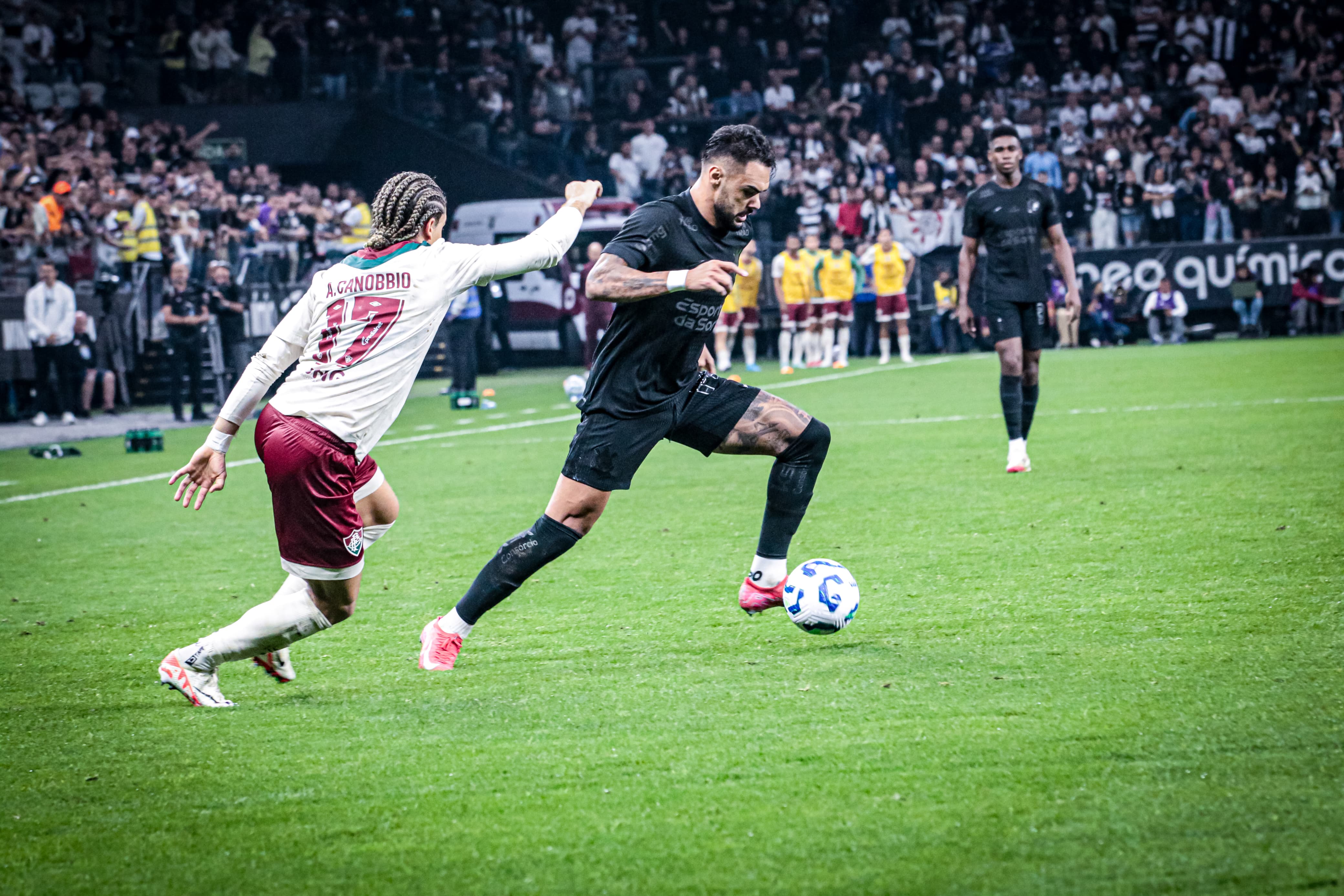 FLUMINENSE GANHA DO CORINTHIANS POR 2X0 NA NEO QUIMICA ARENA VITORIA IMPORTANTE