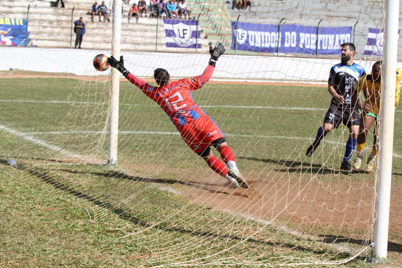 Ouro Verde ganha do Unidos do Fortunato pela copa semel