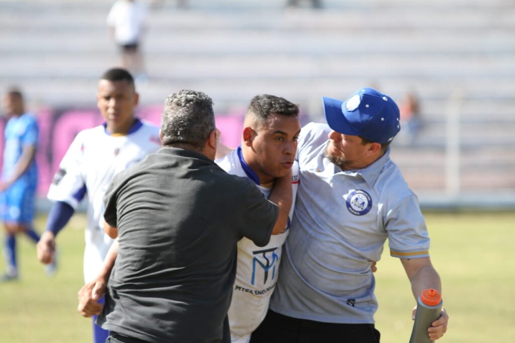 GASPARINI EMPATA COM  A  LUZIANA NESSE DOMINGO  PELA COPA SEMEL 