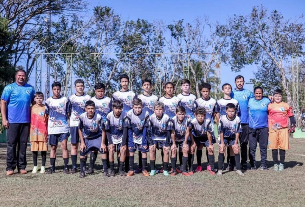 FABRICA 1 DE PERDENEIRA VENCE O TIME DO JJ DE ARARAS NOS PEALTIS E VAI PRA FINAL DA GOLD CUP EM DOURADOS -SP