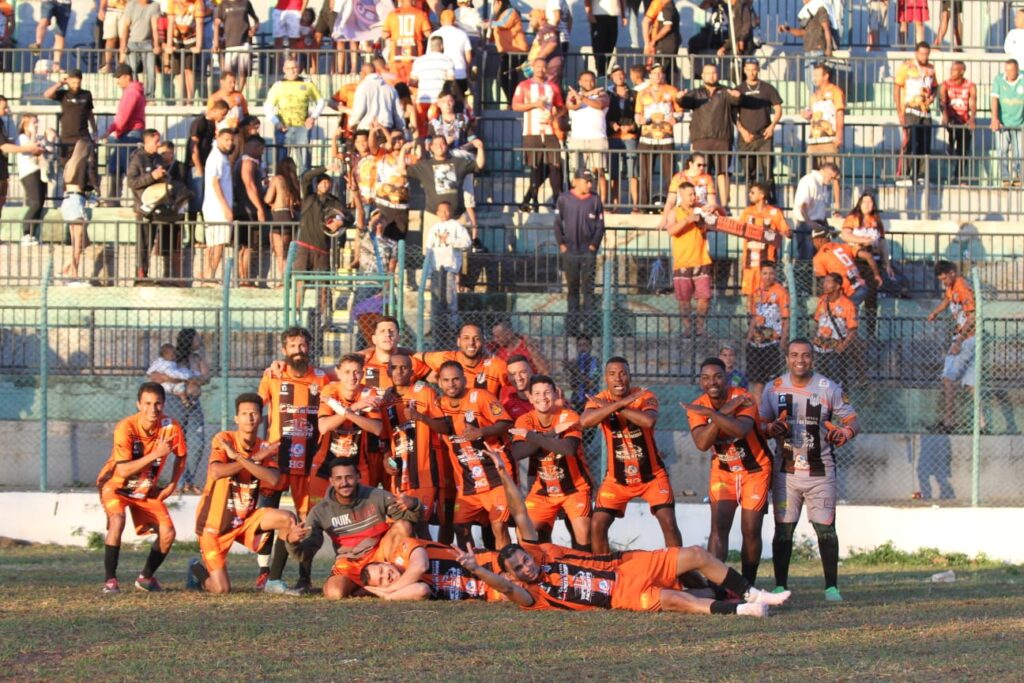 DIAMANTE NEGRO GANHA DO JARDIM EUROPA NOS PENALTIS E VAI A FINAL DA LIGA BAURUENSE DA 2 DIVISAO 