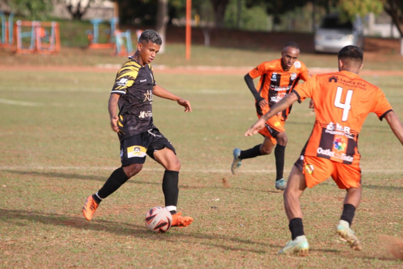 PH BRILHA E EUROPA LARGA NA FRENTE NA SEMI-FINAL DA LIGA BAURUENSE DE FUTEBOL 2 DIVISAO