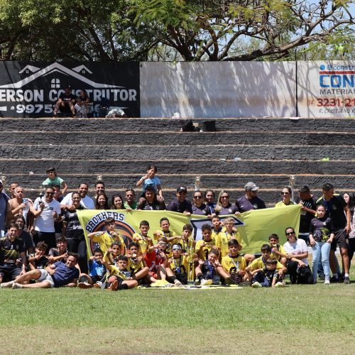 CF BROTHERS CONQUISTA TITULO INEDITO DA COPA BIG BOYS