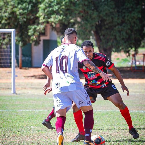 O Complexo do Mary Dota reagiu, mas não foi o suficiente para acumular mais um ponto na disputa. Aos 49 minutos Tutinha, camisa 20, do Redentor, saiu velozmente pelo campo, e sem nenhuma marcação, chutou para o gol e conquistou mais um ponto para o time.
