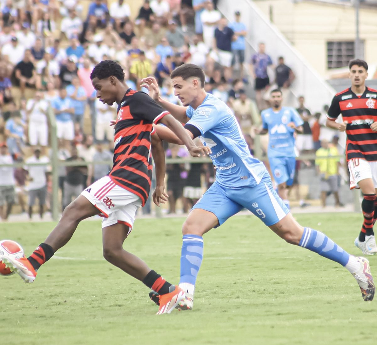 FLAMENGO GANHA DE GOLEADA NA ESTREIA DA COPA SAO PAULO DE FUTEBOL JUNIOR 2025
