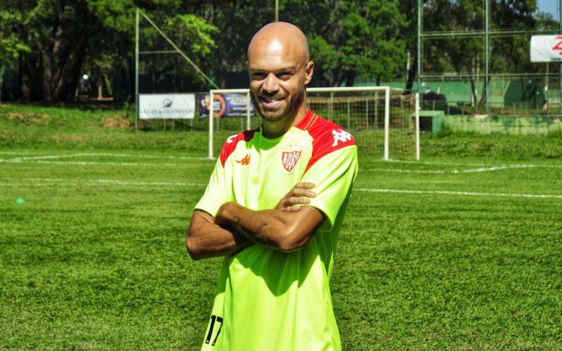 ARTILHEIRO VOLTOU PARA SUA CASA