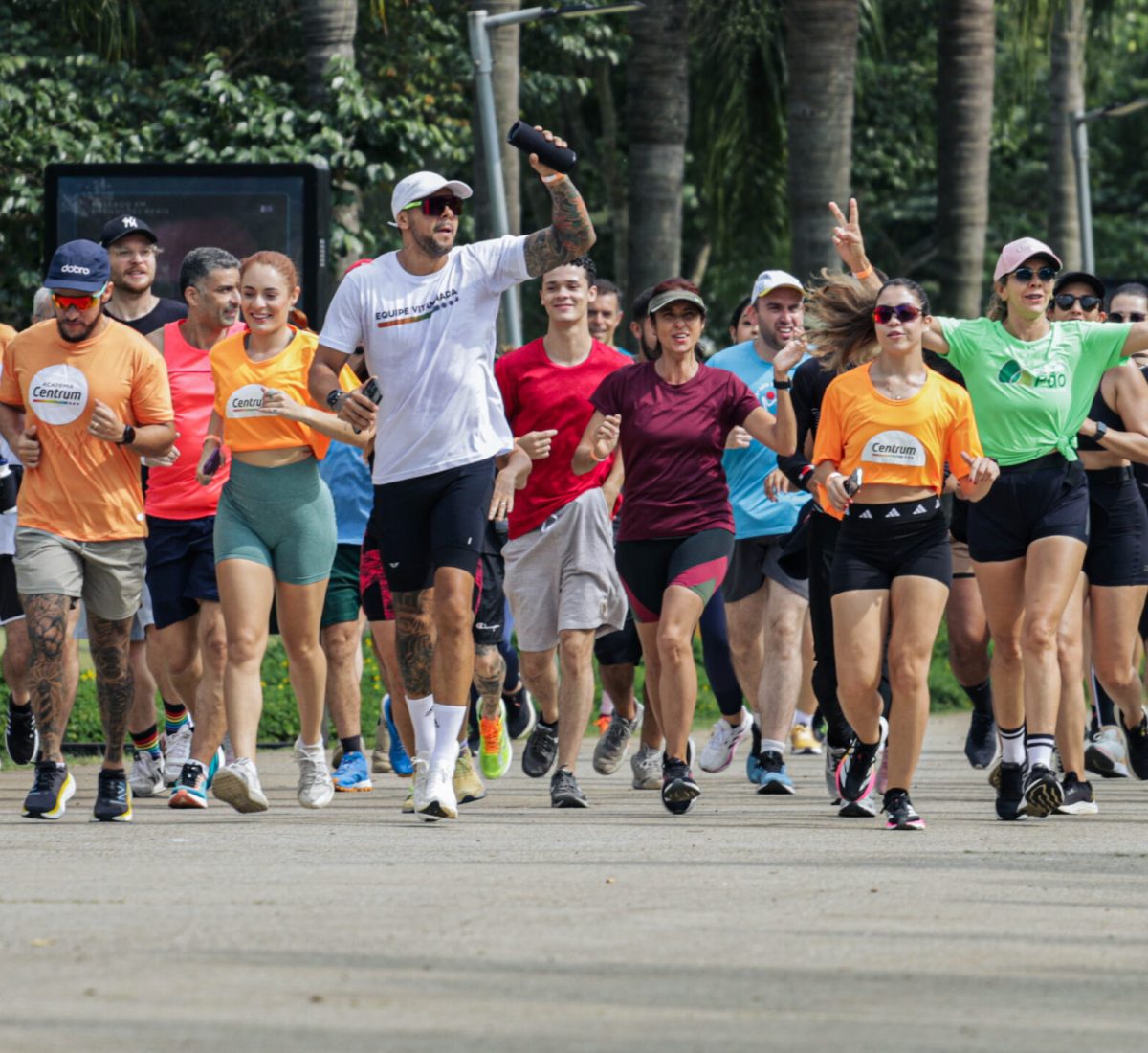 Grupo de corredores agitam São Paulo
