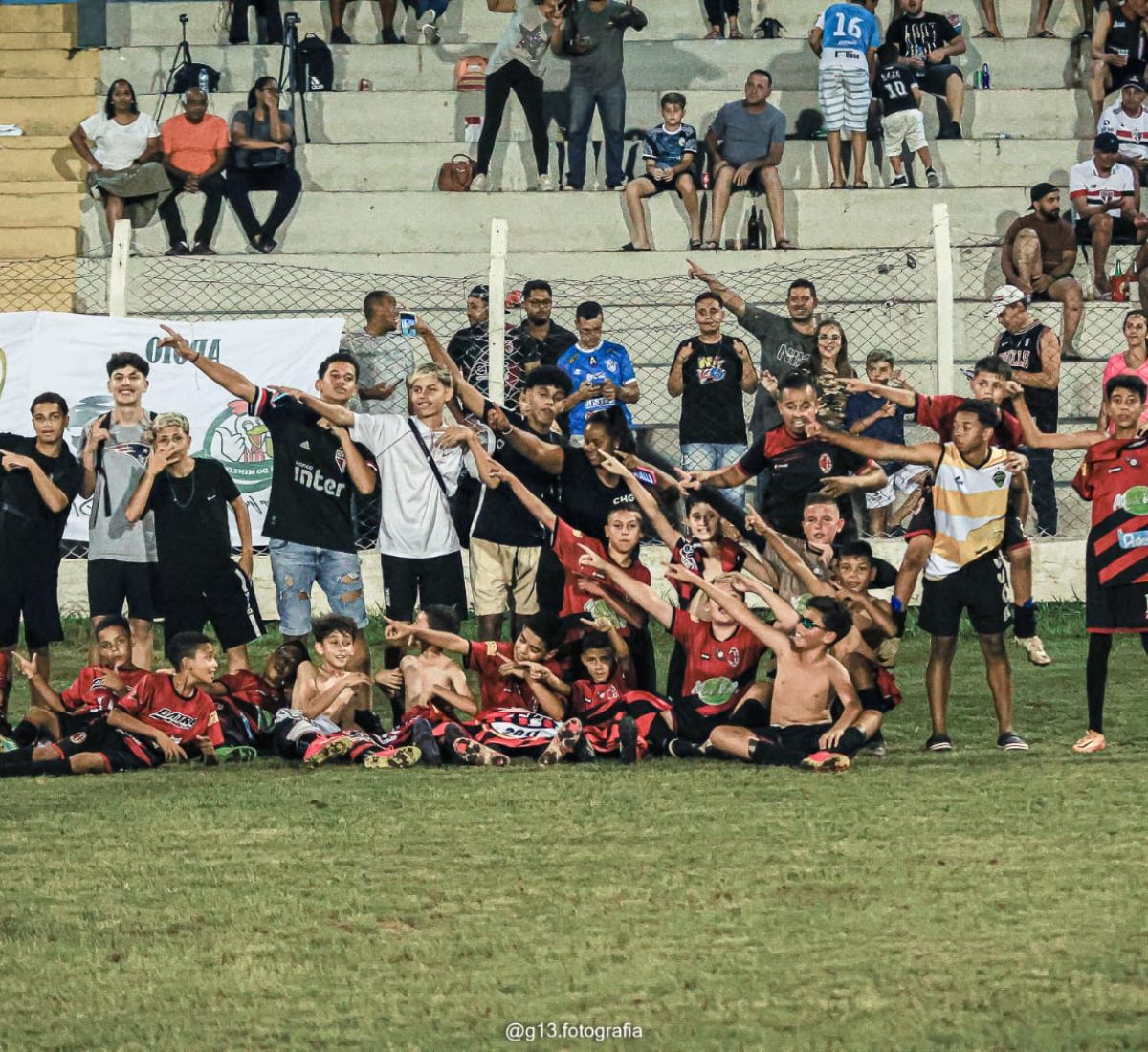SUB-11 DA ESCOLINHA CHG SPORTS GARÇA-SP E CAMPEAO