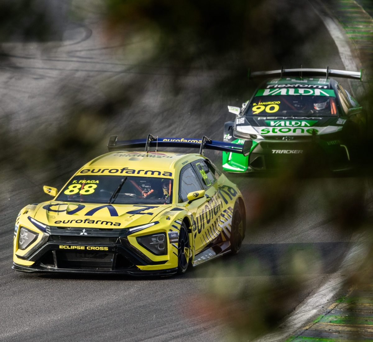 FELIPE FRAGA DOMINA EM INTERLAGOS E ABRE COM VITORIA A TEMPORADA DA STOCK CAR SUV