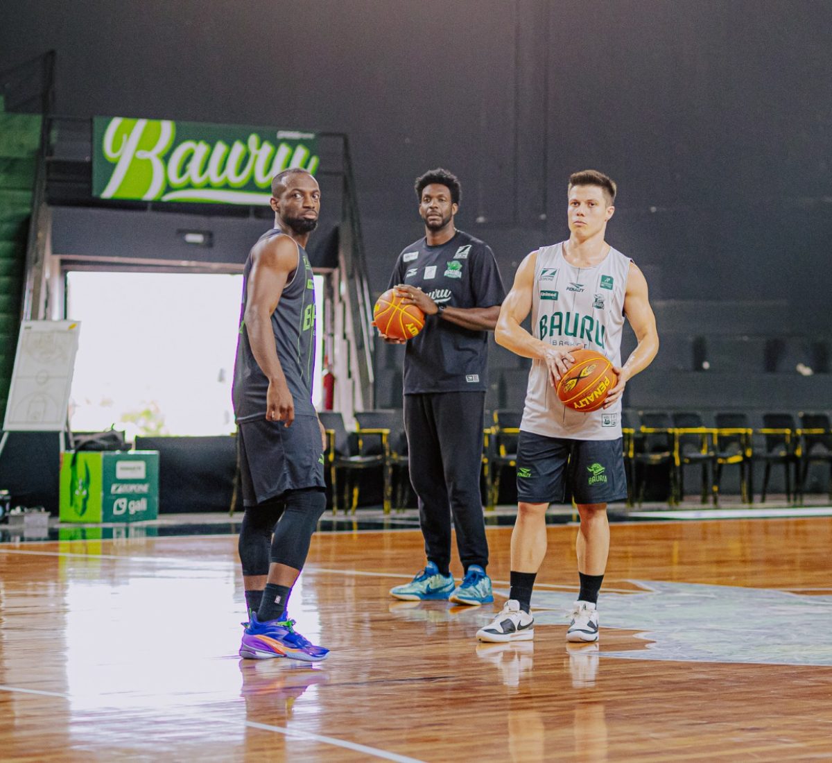 Bauru Basket visita o Corinthians nesta terça-feira (12) pelo NBB Caixa
