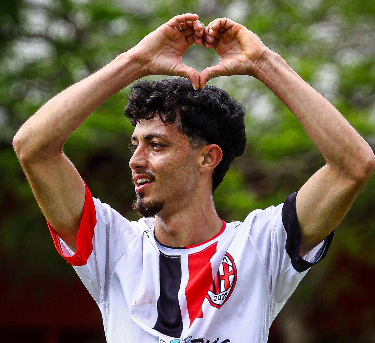 A Emoção das Comemorações no Futebol e o Poder da Fotografia