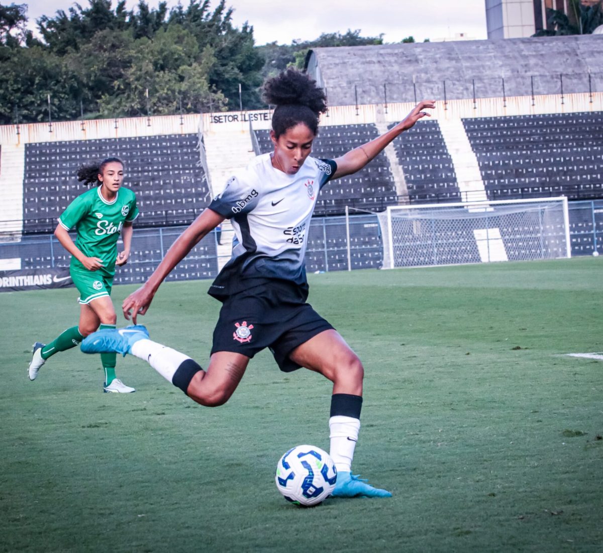 CORINTHIANS VENCEU POR 2X0 JUVENTUDE PELO CAMPEOANTO BRASILEIRO FEMENINO