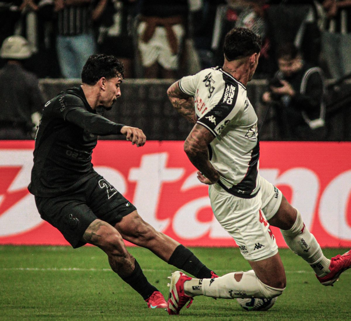 CORINTHIANS VENCE VASCO POR 3X0 NA NEO QUIMICA ARENA JOGO VALIDO PELO CAMPEONATO BRASILEIRO