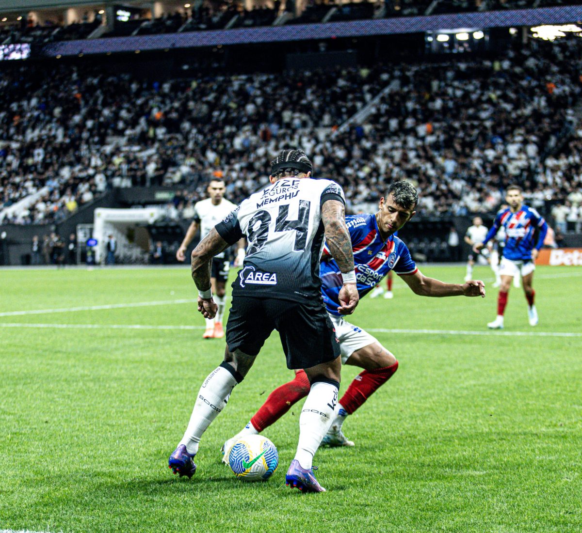 Corinthians vence o Bahia em jogo decisivo da 37ª rodada do Campeonato Brasileiro